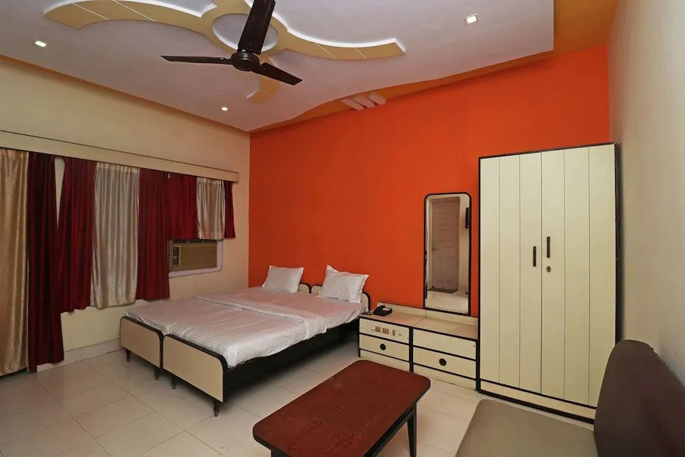 OYO Flagship 37028 Hotel Sheela