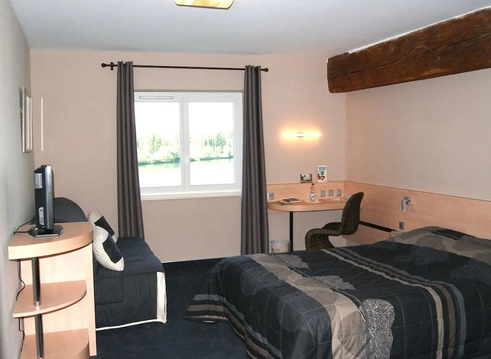 Logis Hôtel Le Bellevue