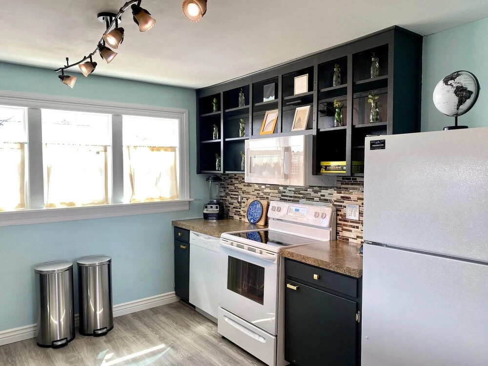 Adorable Bungalow Near Downtown Loveland!