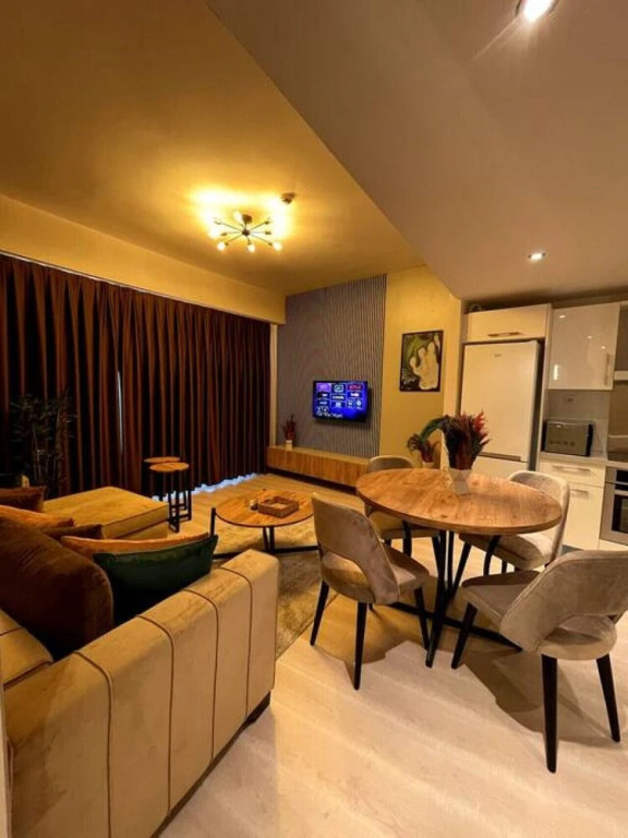 1bedroom Apartment With Terrace Near Mail of Istanbul