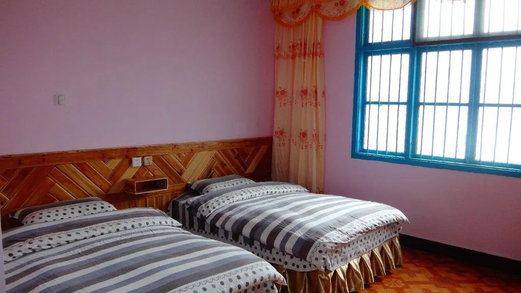 Zhangjiajie Qingren Inn