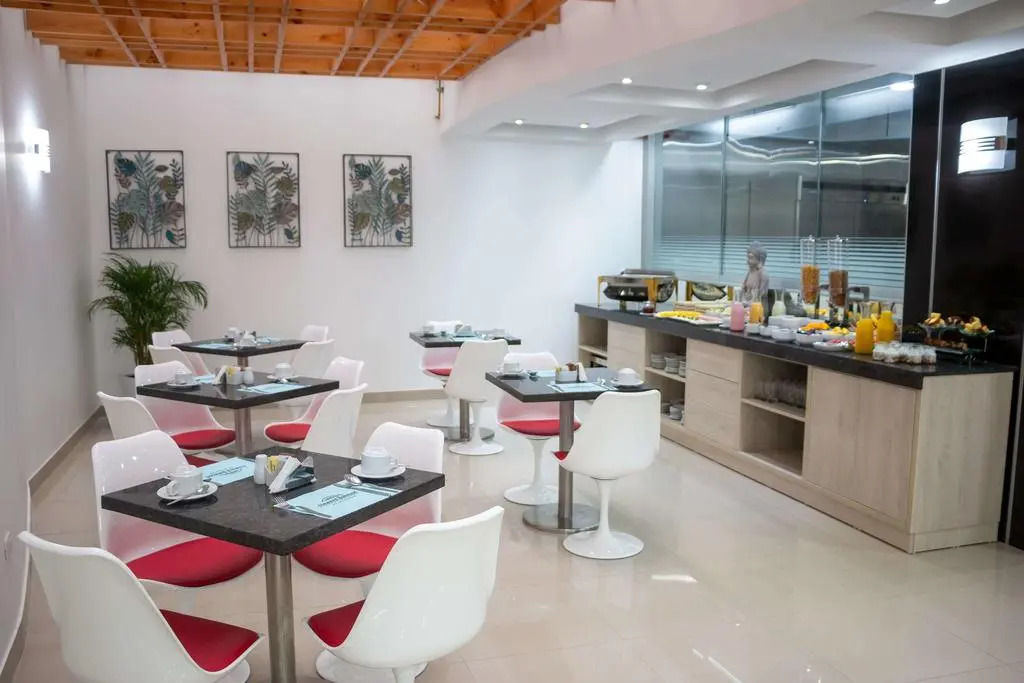 Howard Johnson by Wyndham Lima Miraflores Art House