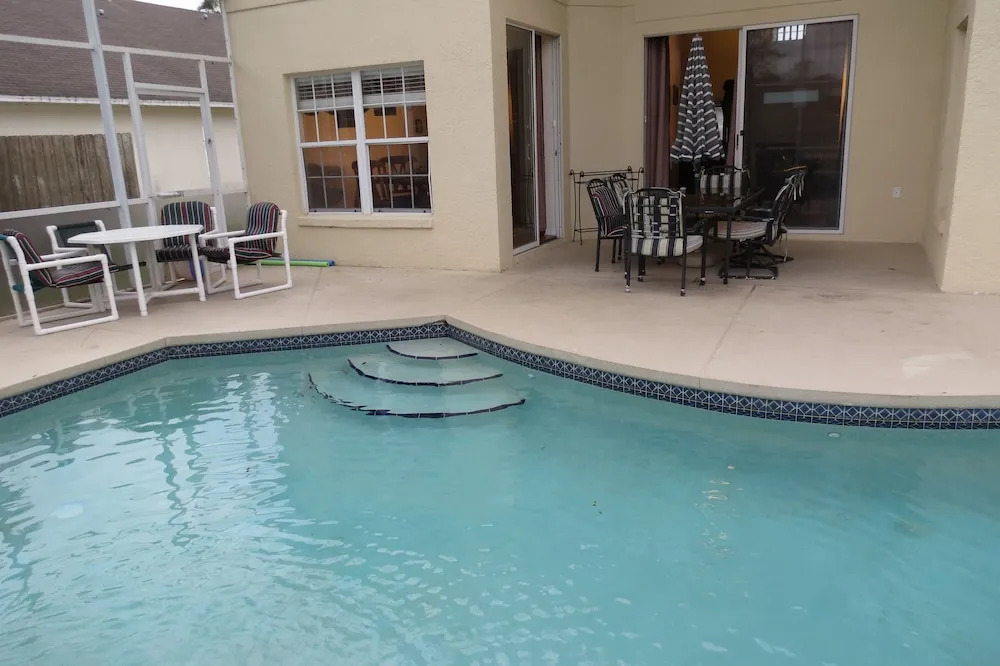 Kissimmee Area Deluxe Homes by Sunny OVH