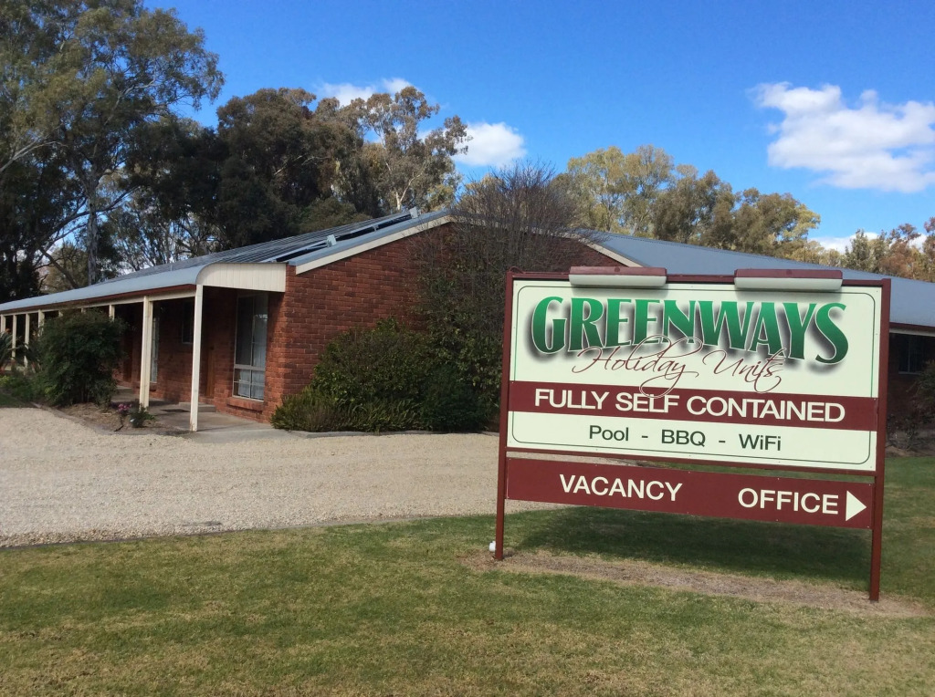Greenways Holiday Units