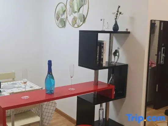 Huzhou Miyuejian B&B