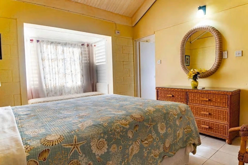 Ocho Rios Boardwalk Apartment