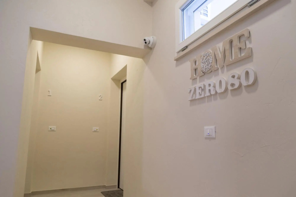 4 persons, 1 bathroom, suitable for families, central location, private balcony-Casa Anna by Home080