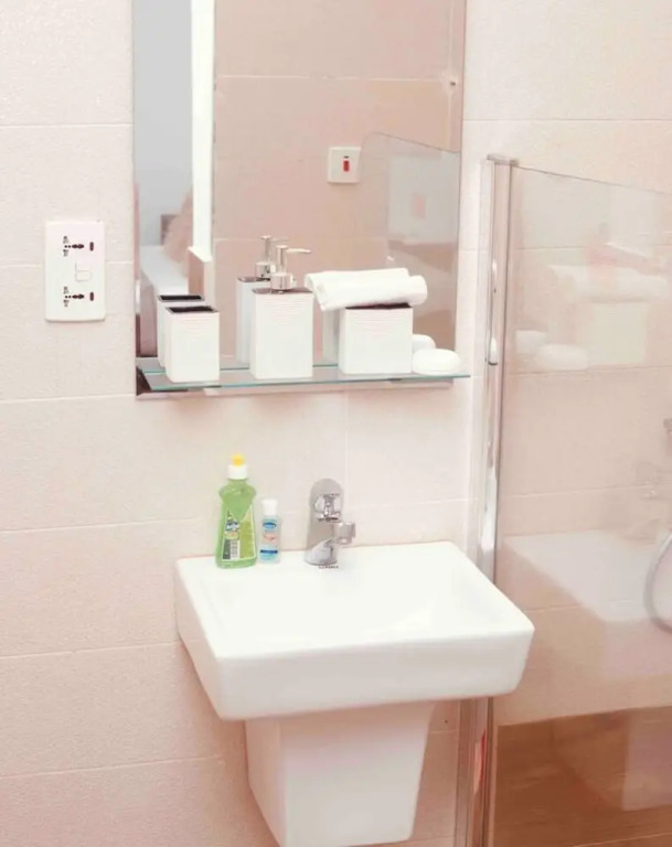 Immaculate 2-bed Apartment at Pamv Estates Apt2