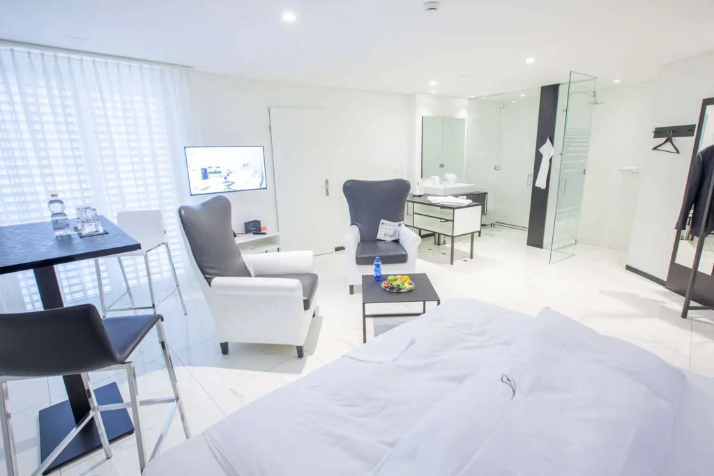 Longstay Residence Thessoni home - Self check in serviced apartments & Hotel