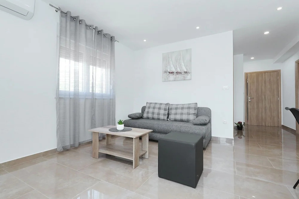 Villa Silver