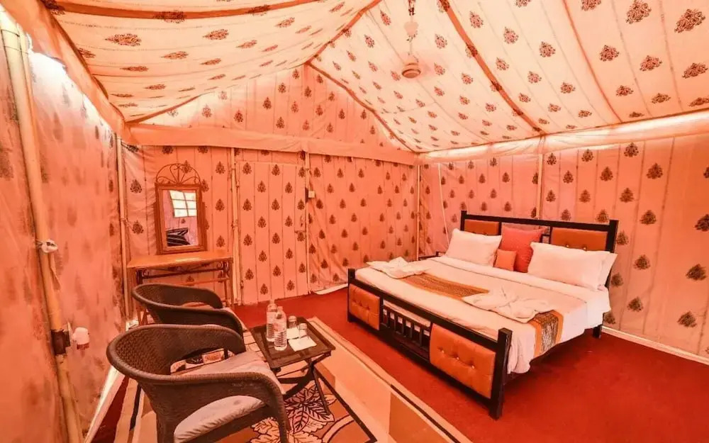 Sam Resort and Camp