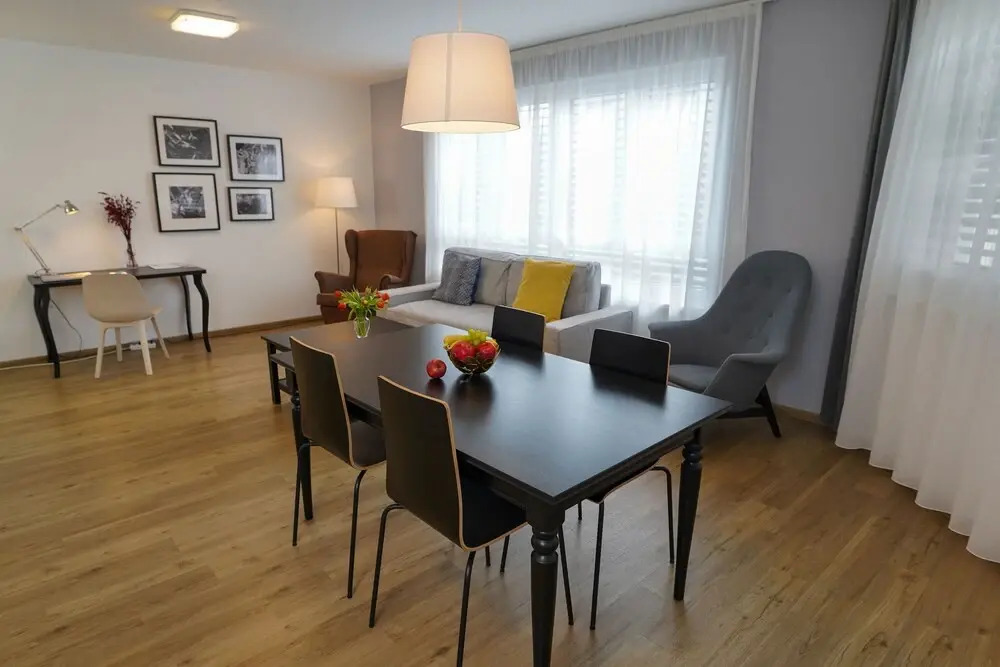 Jimmy's Apartments