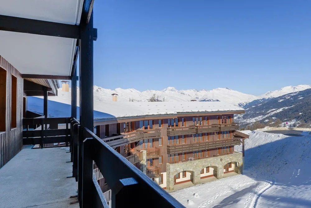 Residence LES Coches 3 Rooms in a Family Resort at the Bottom of the Slopes Bac424