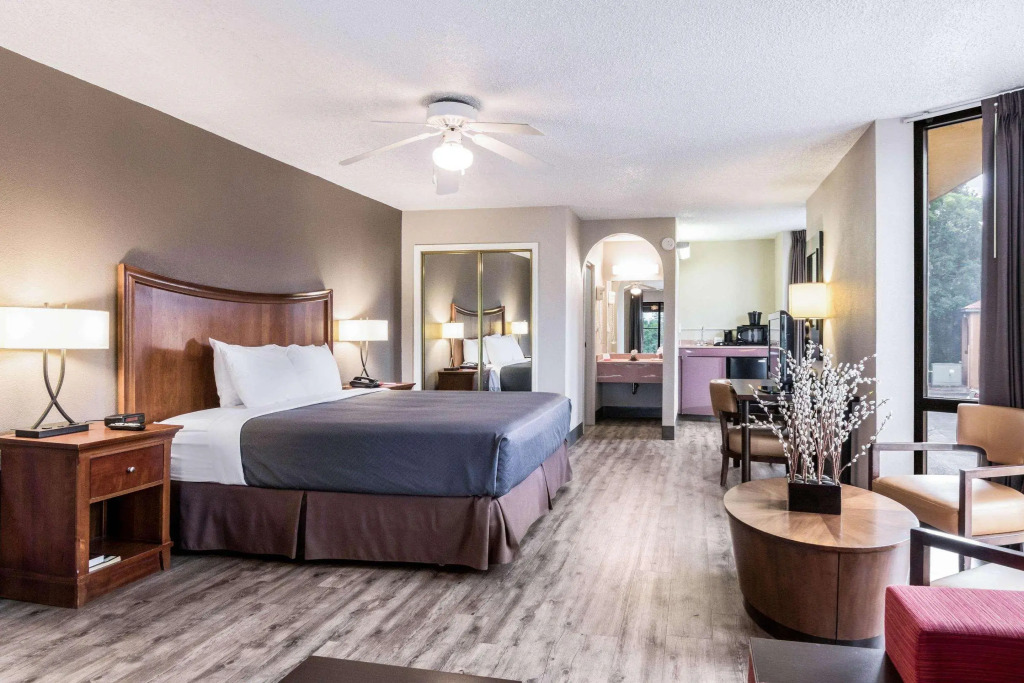 Econo Lodge