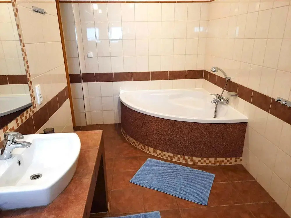 Spacious Holiday Home in Piechowice With Garden