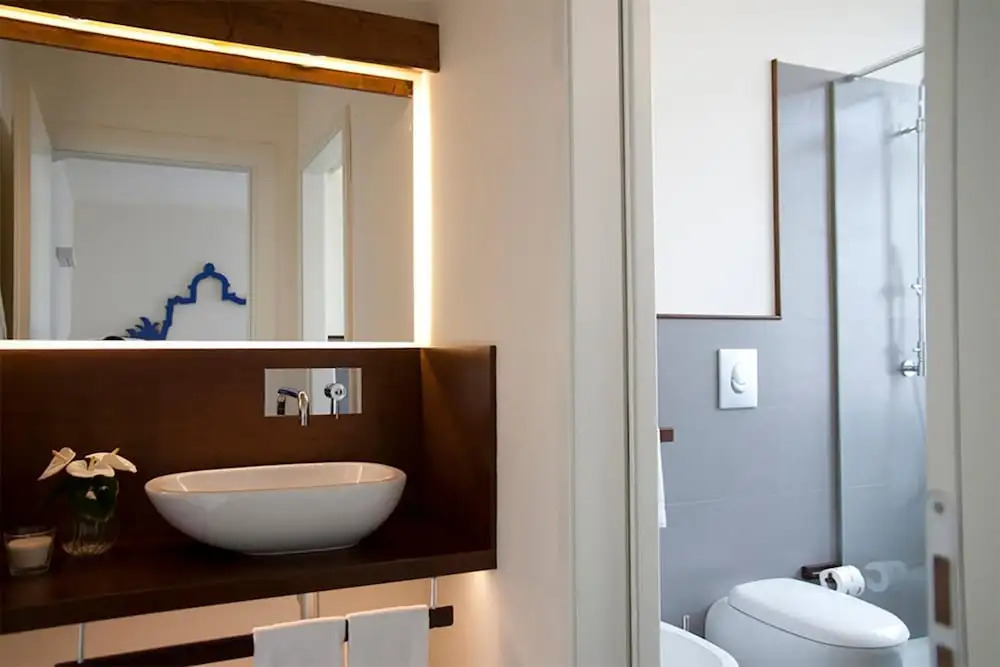 Foyer Rooms&Suites - Self Check-in
