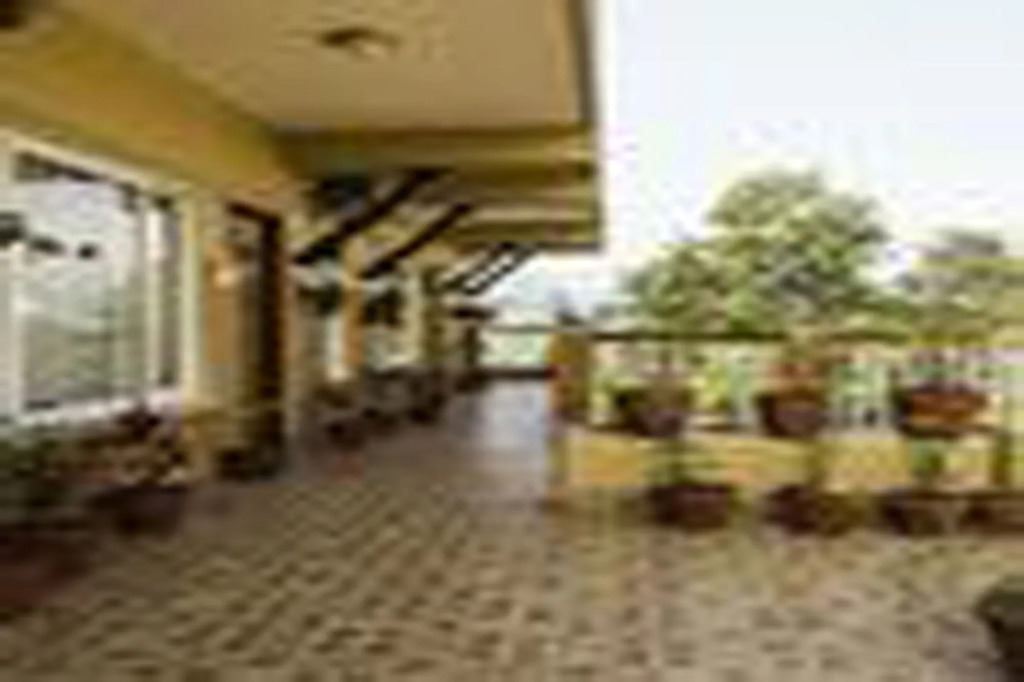 Tristar Hotel
