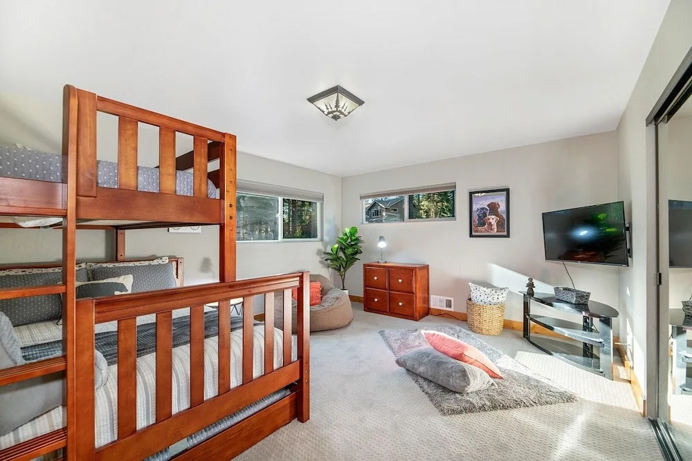 New Listing! Alpine Haven W/ Sauna & Hot Tub 3 Bedroom Home
