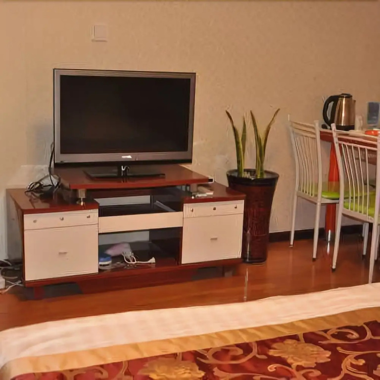 Qingdao Zhongyang Business Hotel