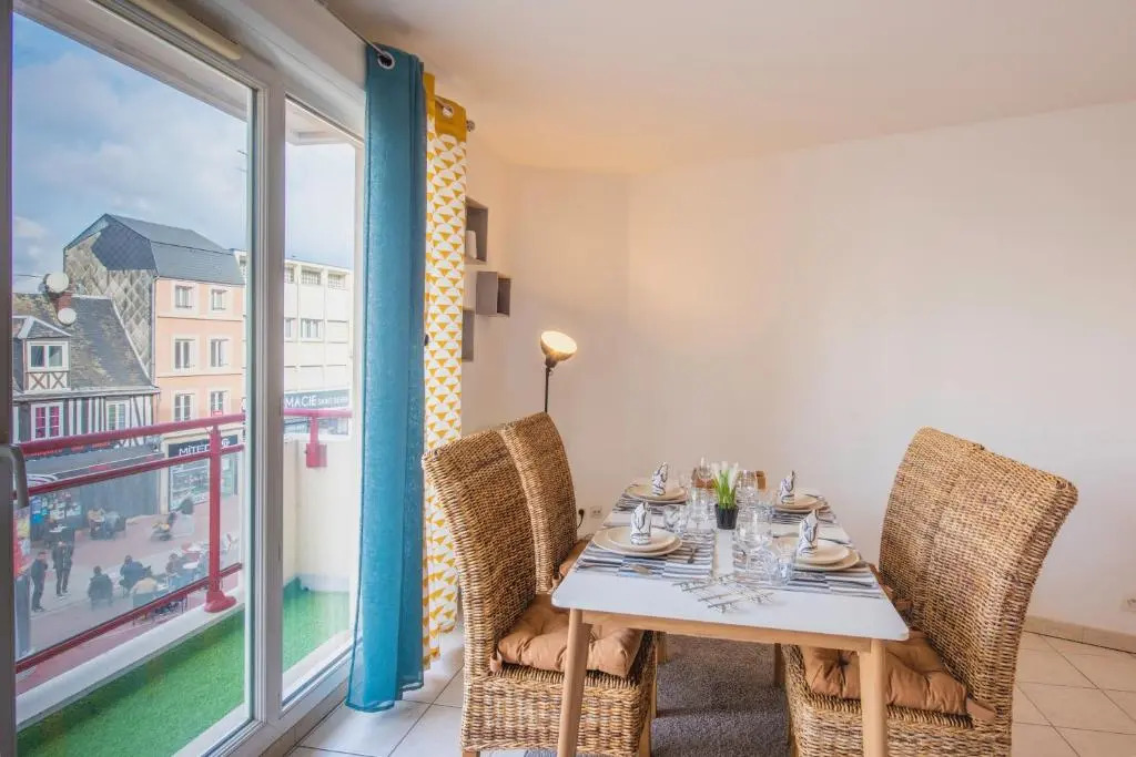 Chic appart avec parking au centre-ville