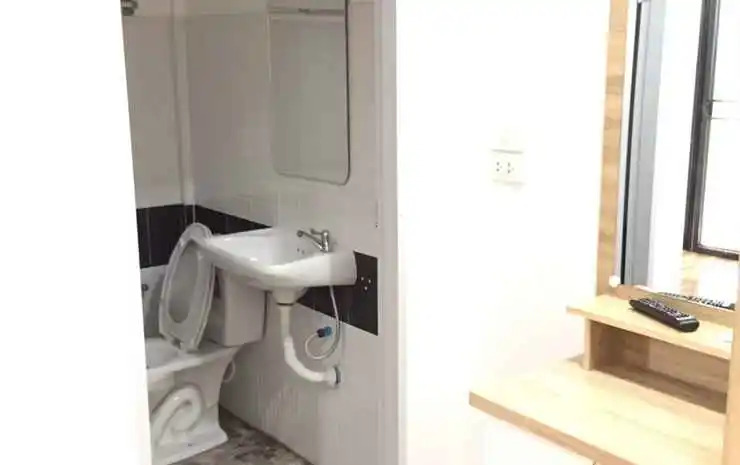 Khun Mui Apartment