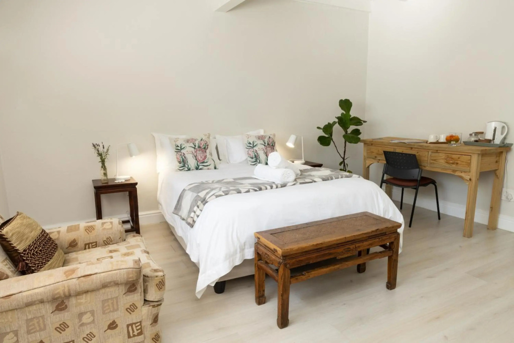 Staymore Cape Winelands Homestay
