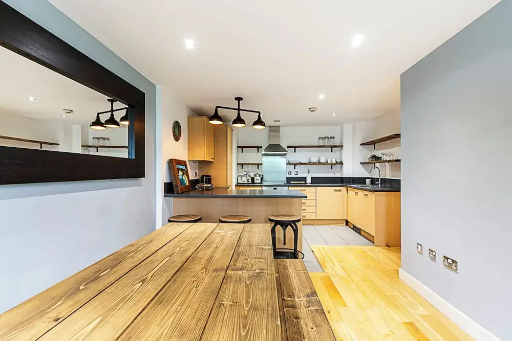 Spacious Modern Flat in Chelsea Harbour