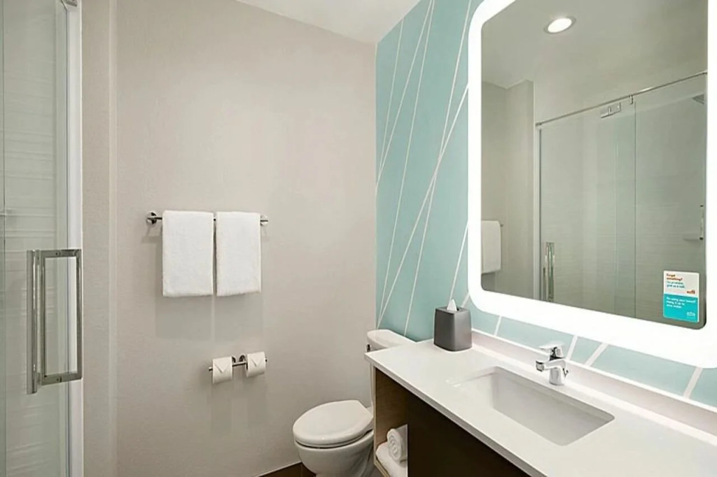 avid hotel Boston Logan Airport - Revere by IHG