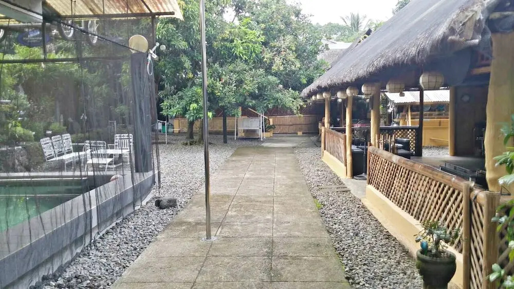 V House