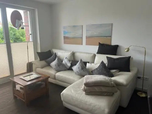 Robby 6 - Strandnahe, ruhige Ferienwohnung mit Balkon