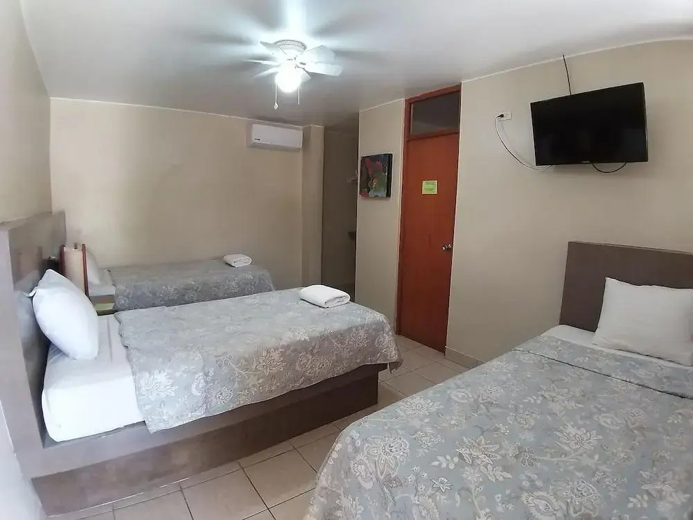 Hotel El Huacachinero- Hotel Familiar