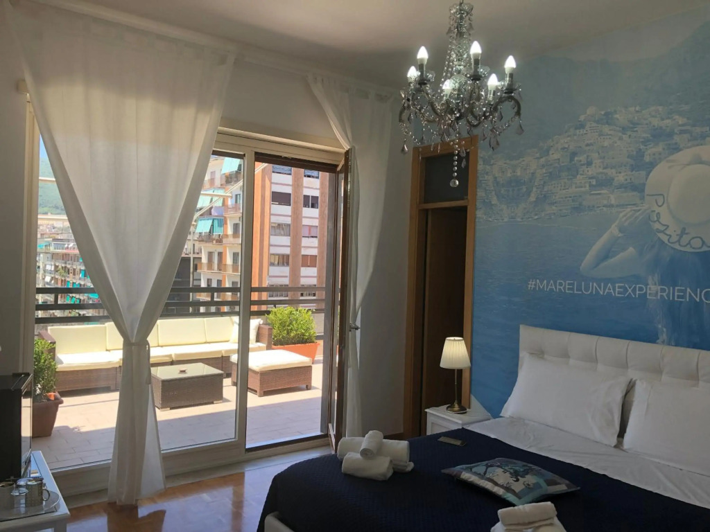 Mareluna Penthouse - Luxury Suites