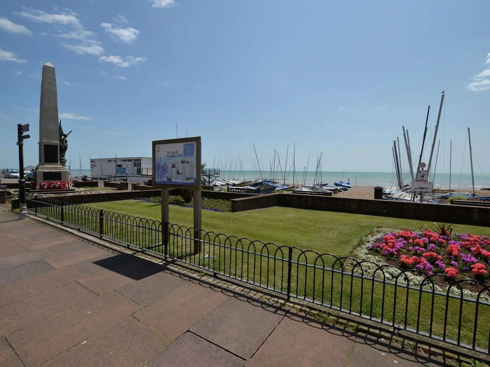 Exquisite Apartment in Bexhill Kent With Balcony