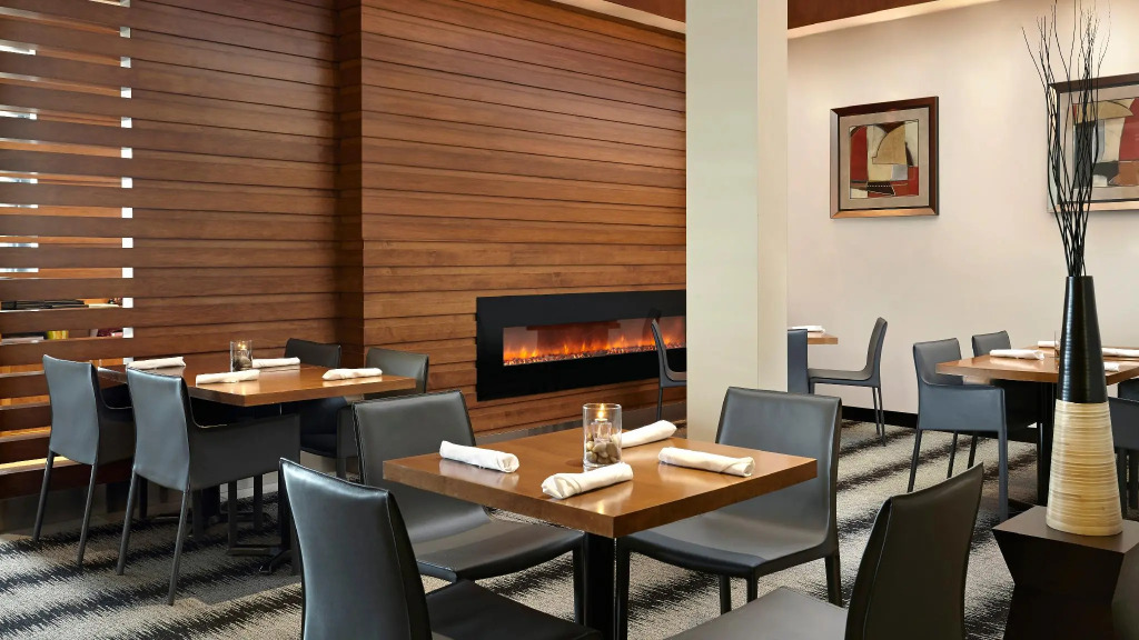 Four Points by Sheraton Edmonton International Airport