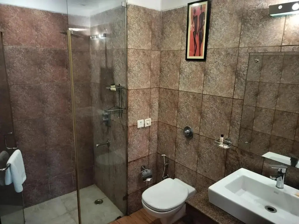 Bellanta Hotel, 7km from IGI Airport Delhi