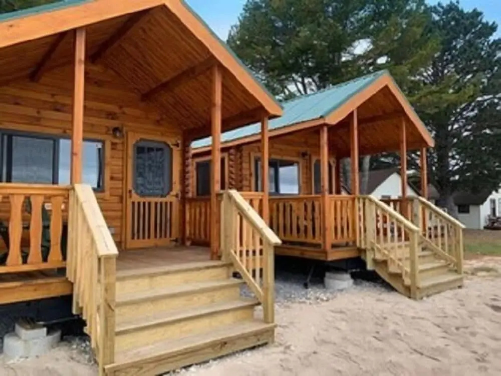Waterfront Inn Mackinaw City