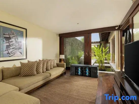 The Suar Seminyak by Nakula