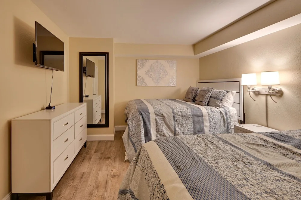 Oceanfront Myrtle Beach Condo w/ Pools & Hot Tubs
