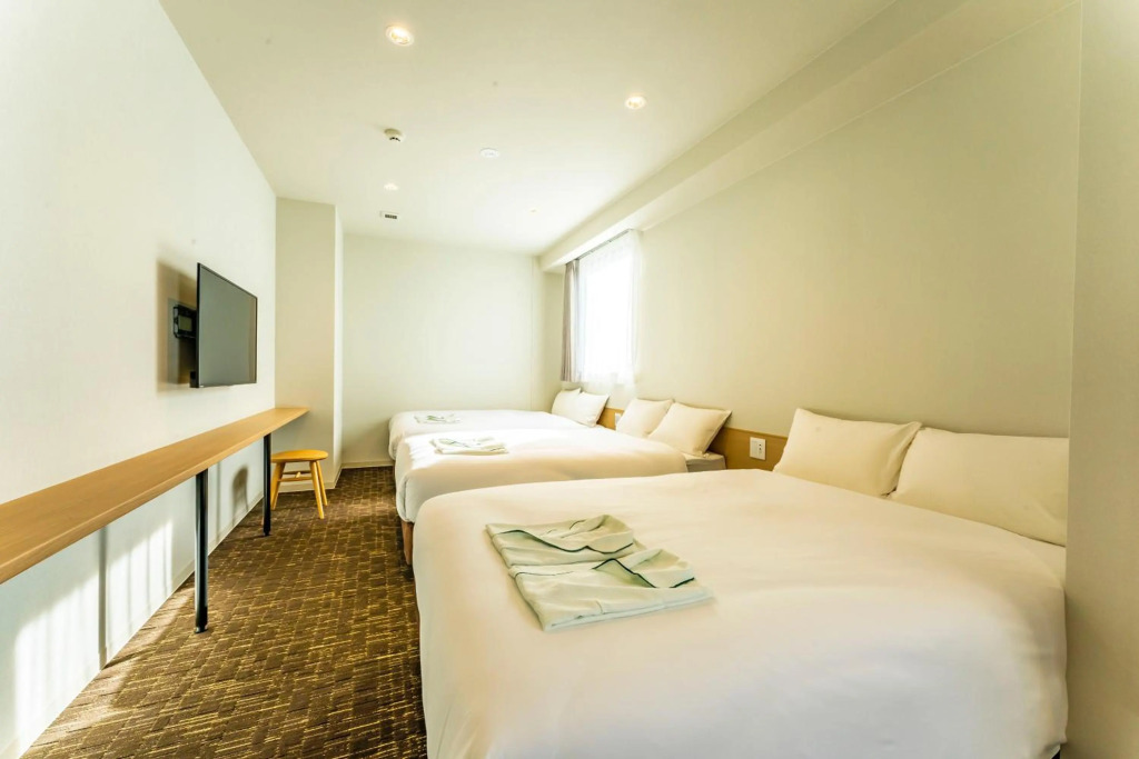 CVS Bay Hotel