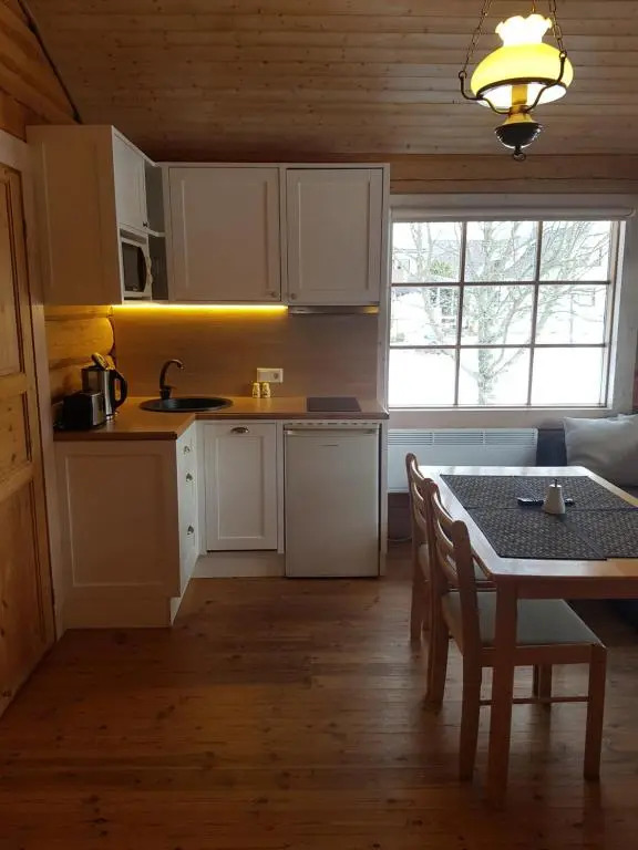 Arina Cottages