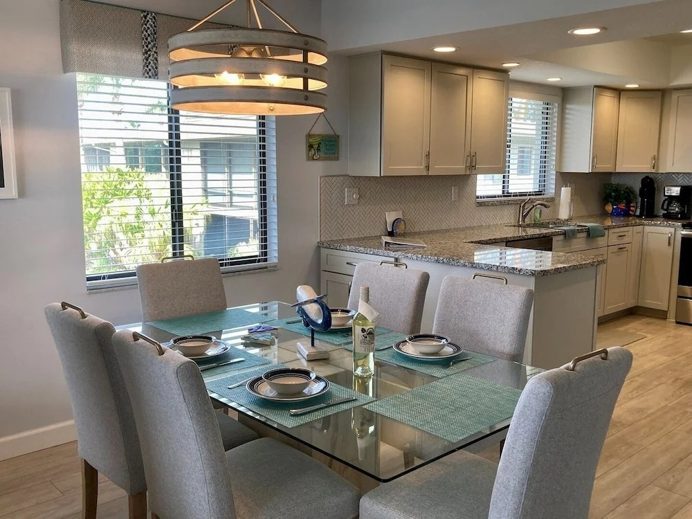 Westbay Point Moorings 214 2 Bedrooms 2 Bathrooms Home