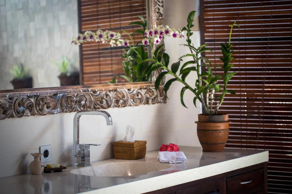 Solo Villas & Retreat