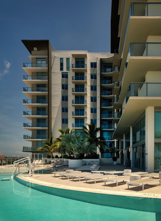 Landing Furnished Apartments - Naples, FL