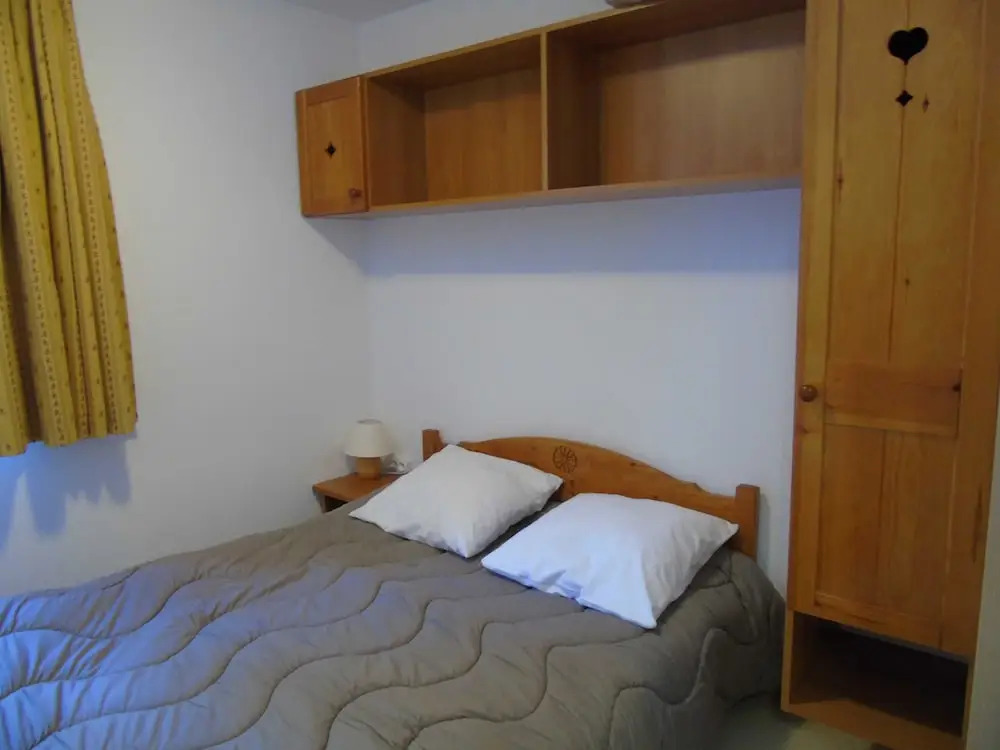 Lou Services Apartment J21 LSI 001