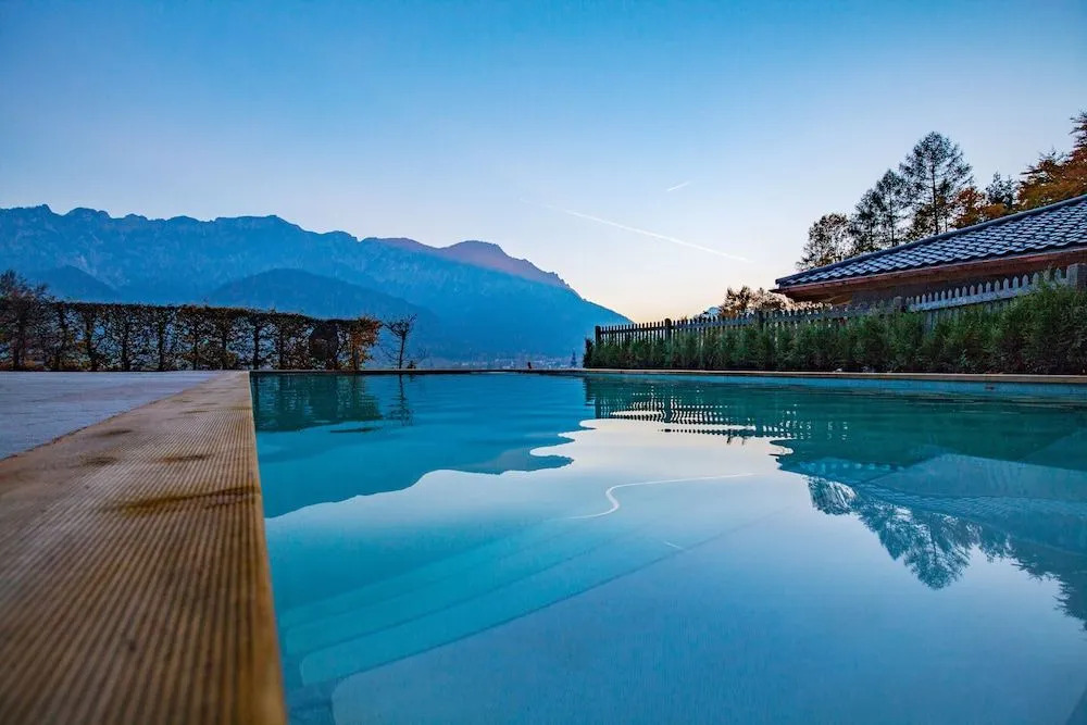 Luxus Ferienhaus Salzburg Chalet mit Pool, Sauna, Whirlpool, Kamin