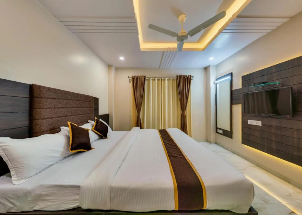 Hotel AATITHYA SATKAR