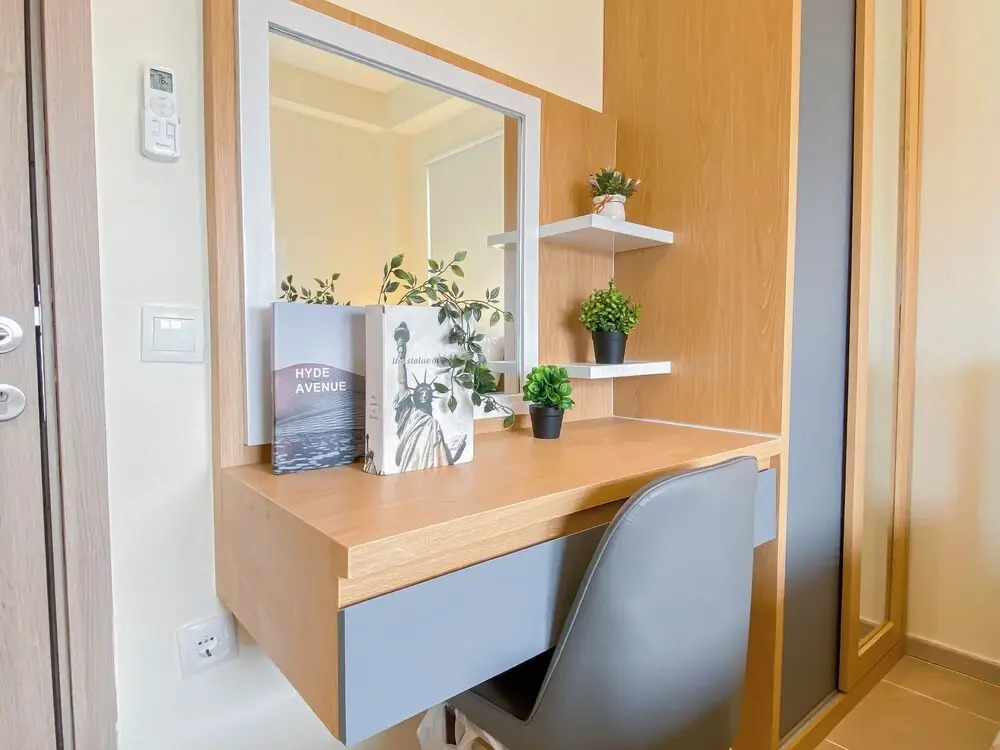Comfy And Warm 2Br At Meikarta Apartment