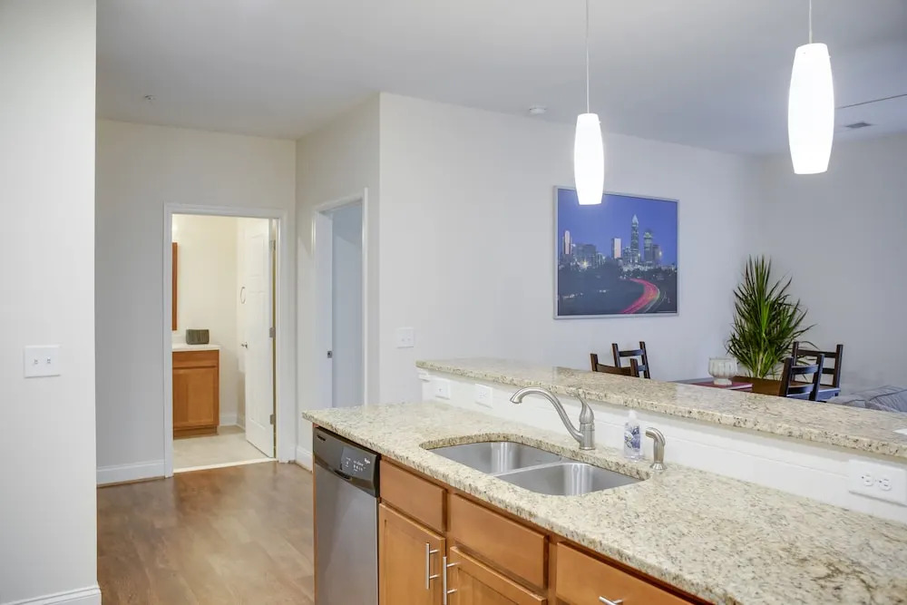 Plaza Midwood 1 and 2 BR Apts with Parking by Frontdesk