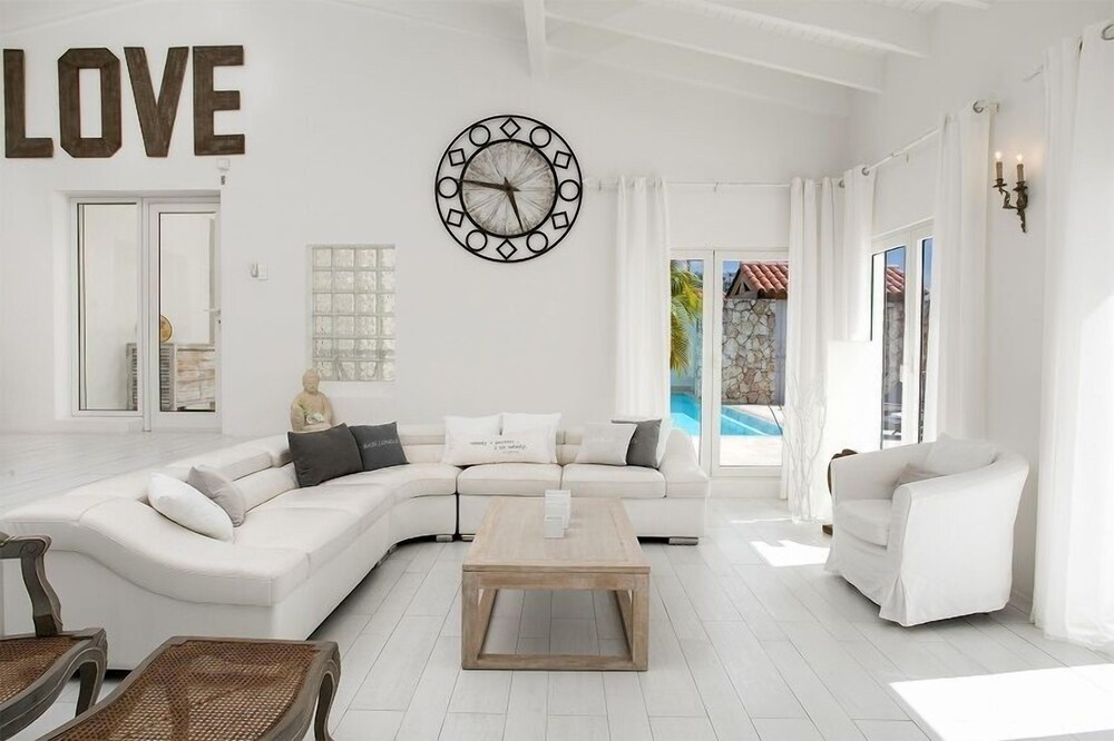 Villa ONE