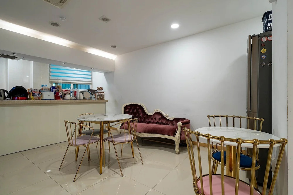 Pacific7 Hotel